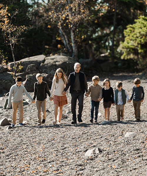 Don Tracy with grandchildren